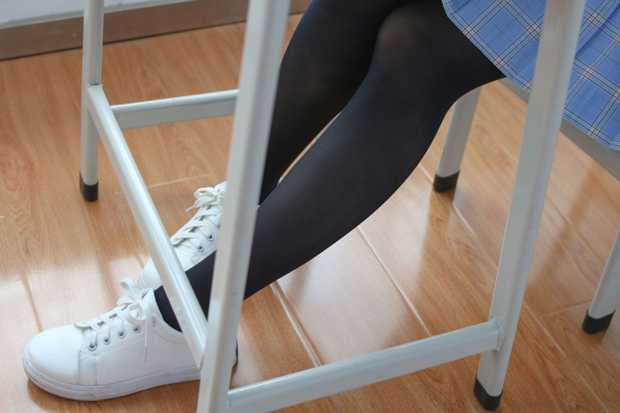 [森萝财团] BETA-027 清新黑丝学生妹 萝莉丝袜写真